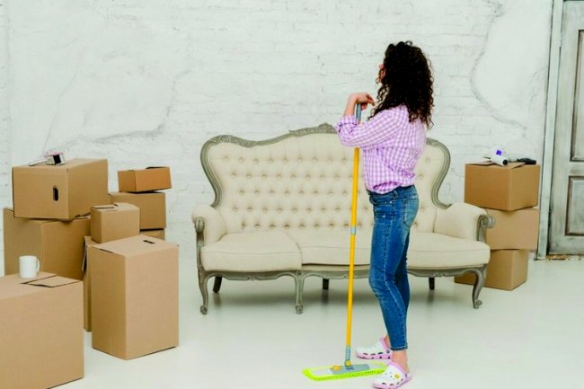 List of Expensive Household Items for shifting and How to Handle them | StowNest