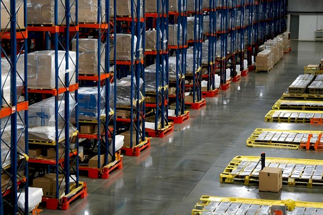 Types of Warehouses: Find the Right Fit for Your Business | StowNest