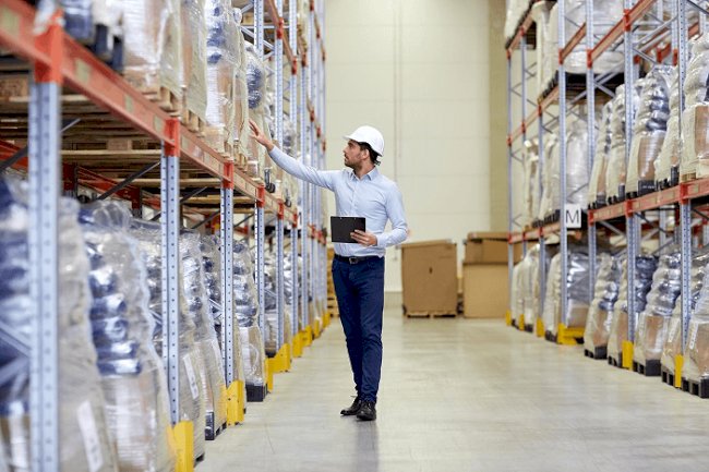 Types of Warehousing Processes | StowNest