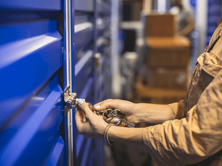 Self-storage Do’s and Don'ts - A Guide to Keeping You Out of Trouble