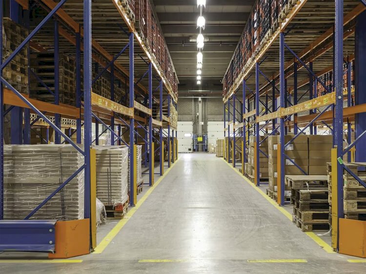A Comprehensive Guide on Warehouse Storage | StowNest Storage