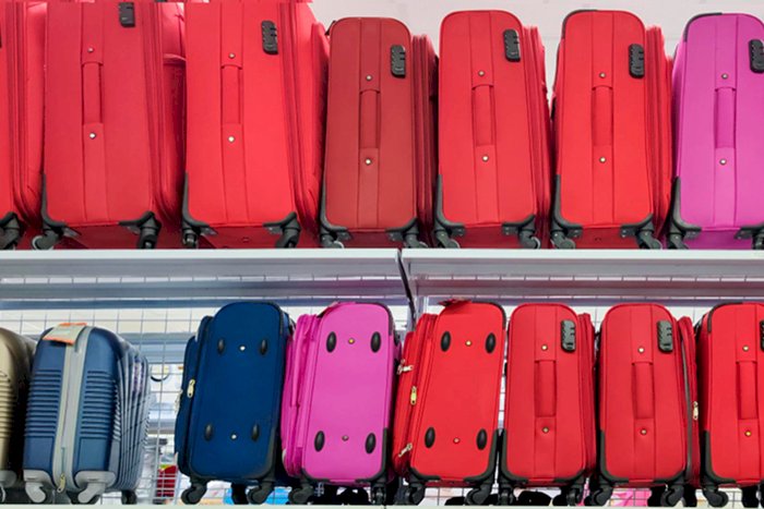 What Is a Luggage Storage Service? Benefits Explained | StowNest