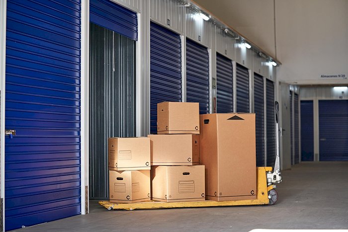 Self-Storage vs Warehouse Storage: Which is Better?